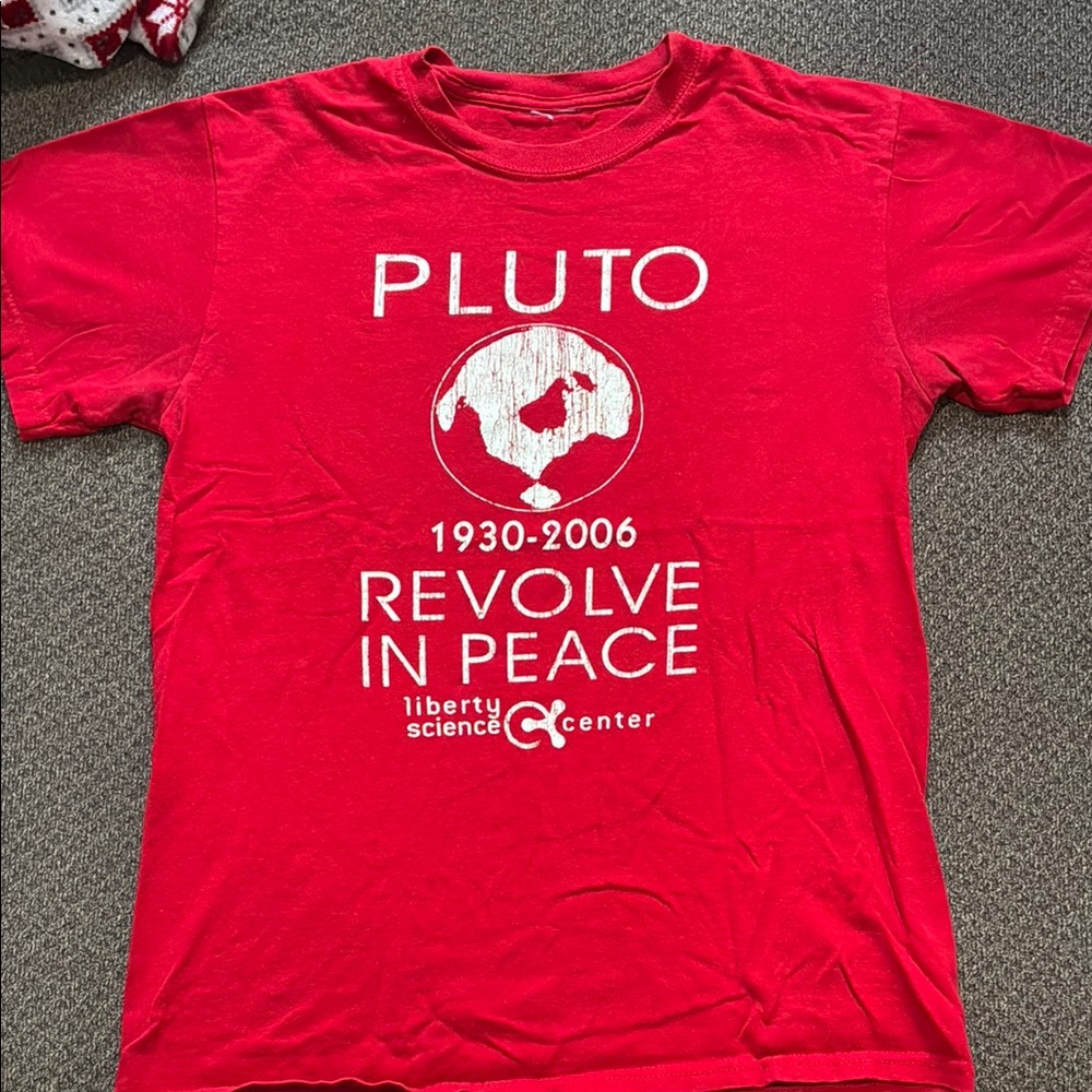 Pluto Revolve in Peace red T-Shirt.
